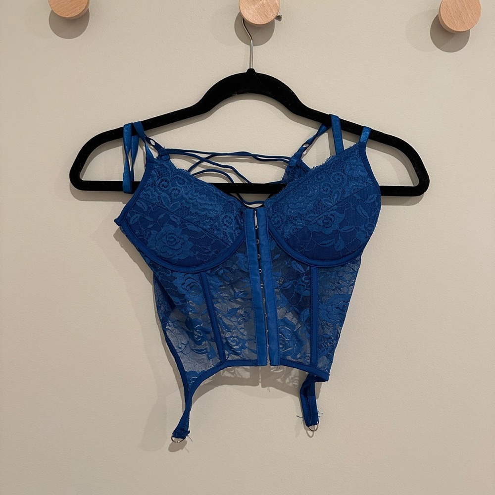Princess Polly blue lace going out top